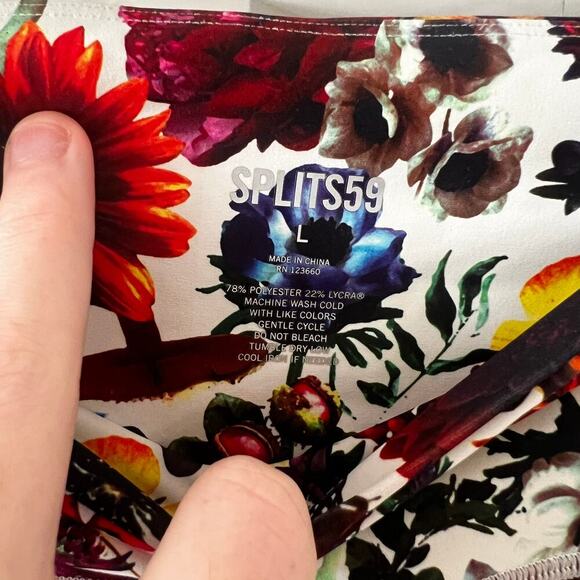 Splits 59 Floral Legging Shorts Size Large Color White Red - Picture 6 of 7